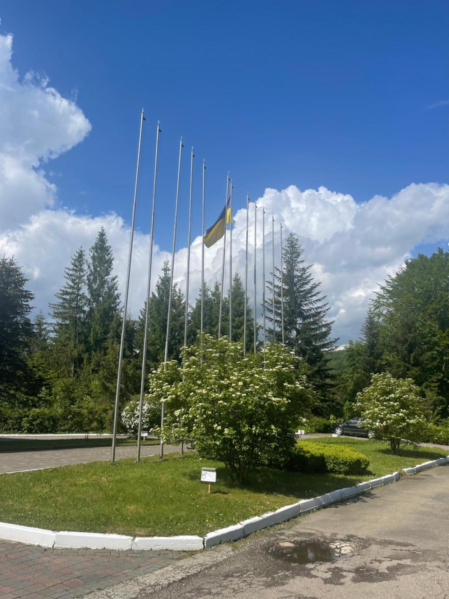 Апарт-Готель Синьогора Гута Екстер'єр фото